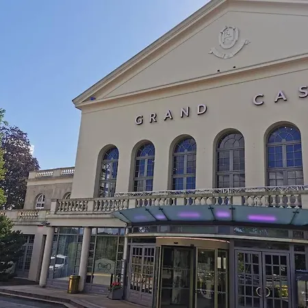 Le Balcon Flaubert Forges-les-Eaux